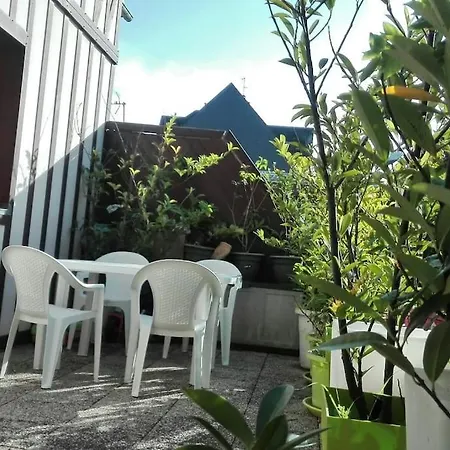 Beautiful Close To Every Spot Of Apartment