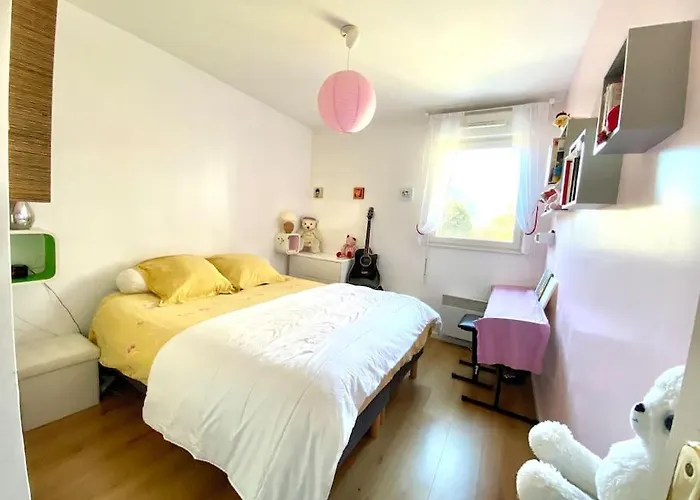 Beautiful Close To Every Spot Of دوفييل